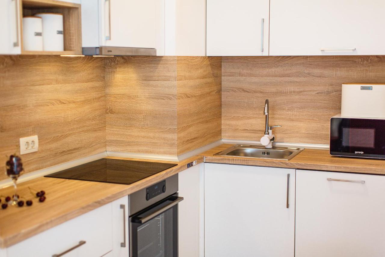 Montesun Fontana Apartments Budva Luaran gambar
